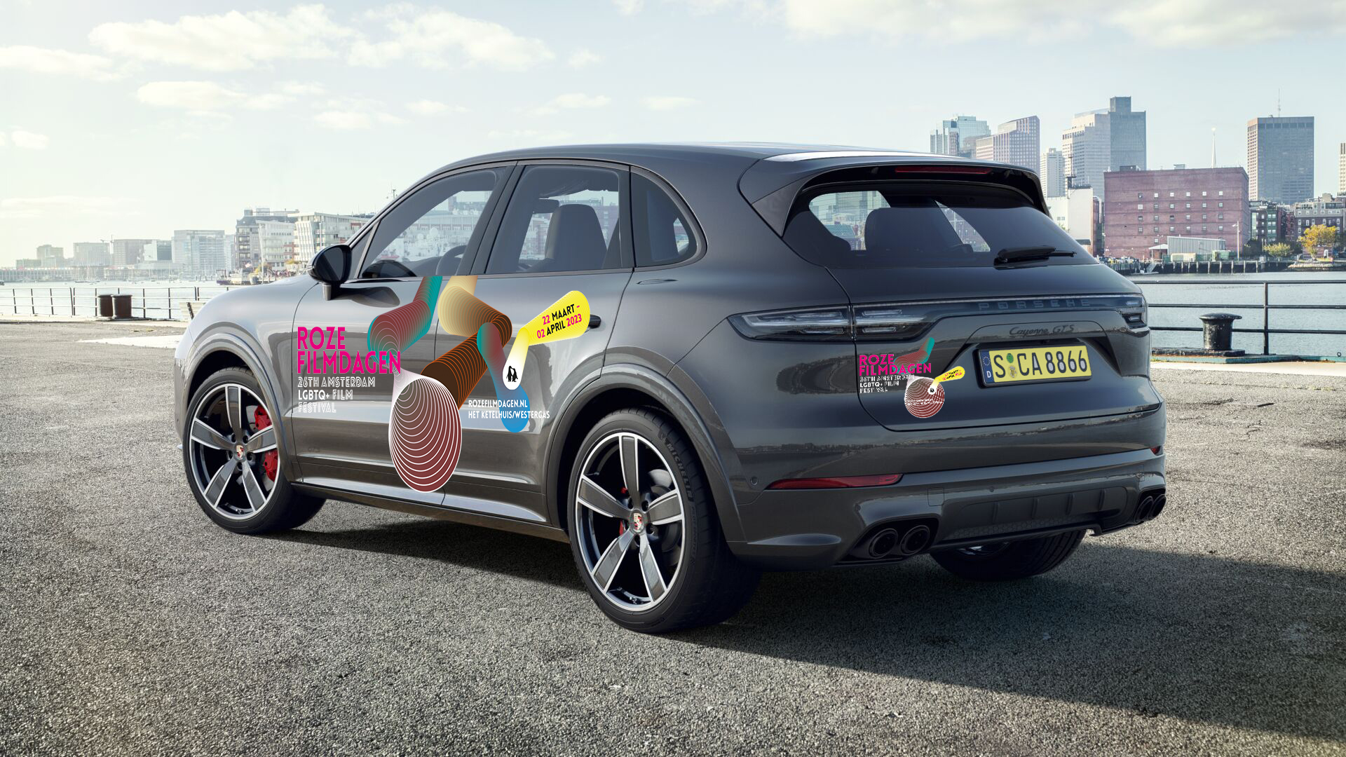 porsche cayenne autosticker rozefilmdagen LGBTQ+ Filmfestival westergasfabriek Amsterdam design by studio van pelt